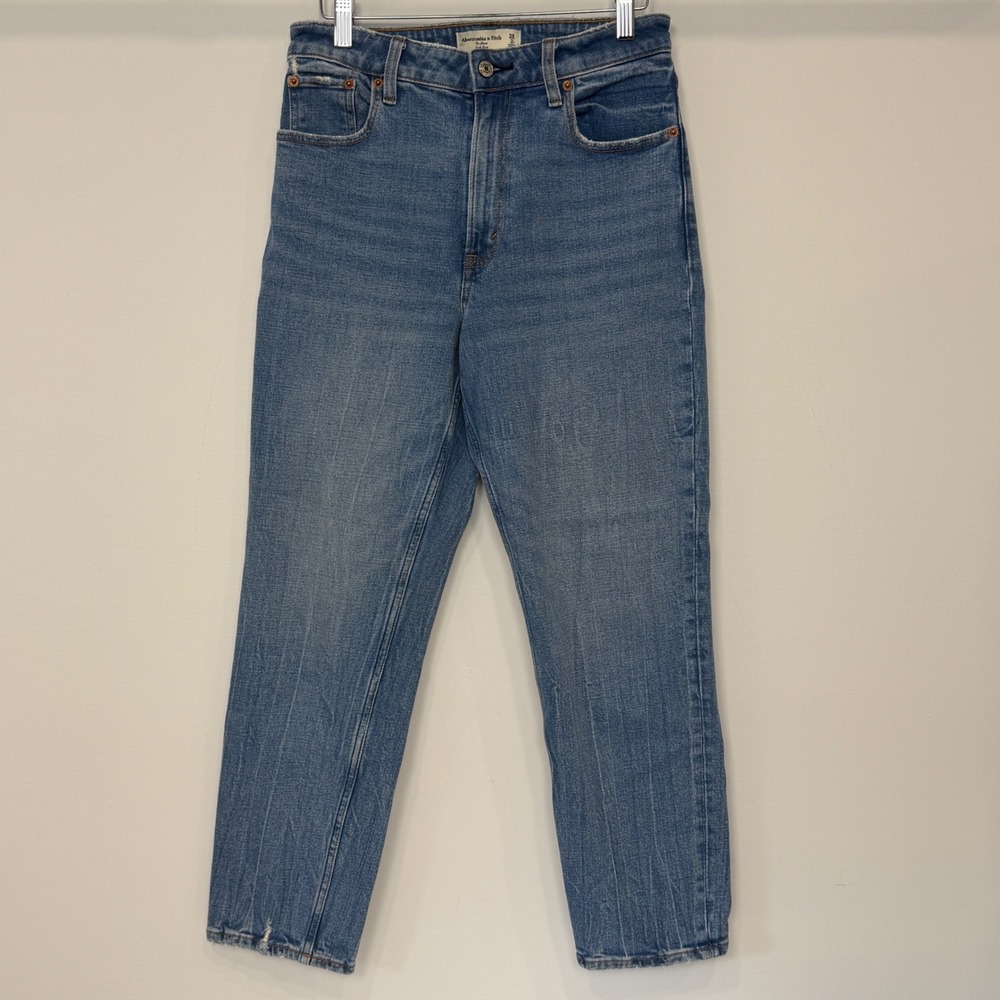 Abercrombie & Fitch Curve Love High Rise Mom Jeans Blue 26/2S